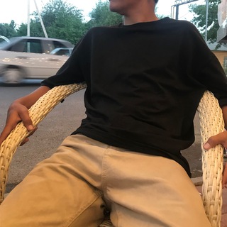 Логотип @fotkidlyapranka - Фотки для пранка 🪓