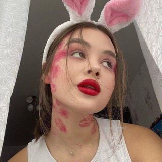 Логотип @fotodlafakee - фотки для фейка