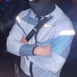 Логотип @fourni2luxe - YANS_LUXURY🛍️(Catalogue)