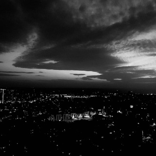 Логотип @fragments_ofmemories - 𝓯𝓻𝓪𝓰𝓶𝓮𝓷𝓽𝓼 𝓸𝓯 𝓶𝓮𝓶𝓸𝓻𝓲𝓮𝓼