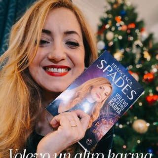 Логотип @francescaspades - FRANCESCA SPADES Astrologia Karmica per Anime Confuse