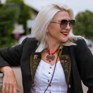 Логотип @frau_specht - Та самая фрау