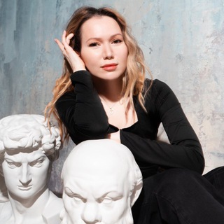 Логотип @fredominside - Свобода внутри с Альбиной Ходаевой