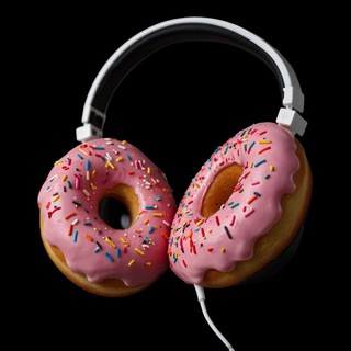 Логотип @freezdonuts - Фристайл по Кругу 🎙️