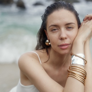 Логотип @from_women_2_women - Anastasiya Belolapenko