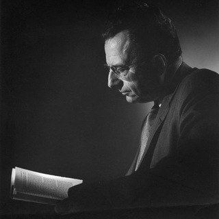 Логотип @fromm_tg - Эрих Фромм