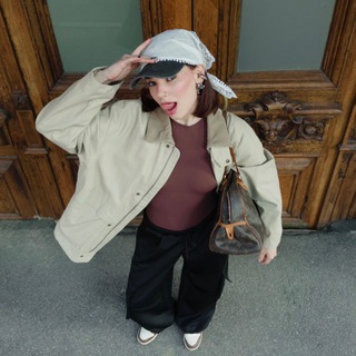 Логотип @fuckthisblog - фак зис блог 🪩