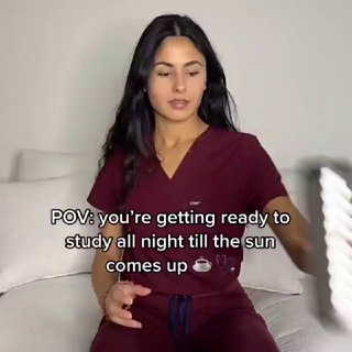 Логотип @futurisa - sweet enough