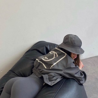 Логотип @fuxxhubick - FUXXHUB 🐳