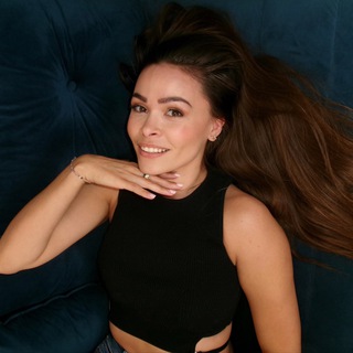 Логотип @gabriellemarieofficiel - Gabrielle Marie