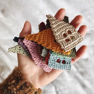 Логотип @gaga_crafts - детский декор ⌂ вдохновение