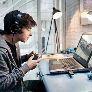 Логотип @game_mes - Игровые мемы