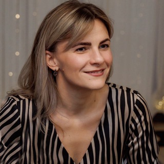 Логотип @gapeeva_aa - Анастасия Гапеева