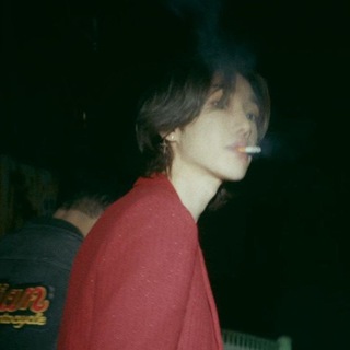 Логотип @garbageyourlife - грязная любовь
