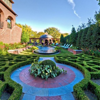 Логотип @garden_pravda - Садовые фантазии. Цветоводство