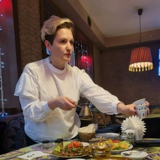 Логотип @gastrotur_po_rudn - Гастротур по этнокафе в Москве