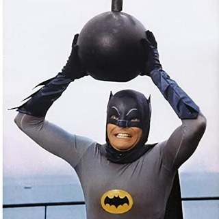 Логотип @geekcityru - Мужчины в трико