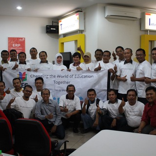 Логотип @gegsurabaya - GEG-SBY