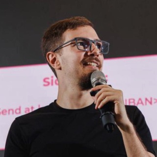 Логотип @generated_roman - AI Роман | Про нейросети