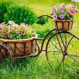 Логотип @genialyjovial - 🤓🎓GENIAL Y JOVIAL🎳🚗