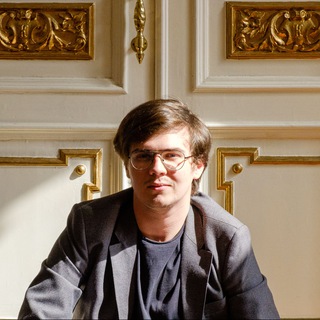 Логотип @gennadykrolman - Геннадий Крольман