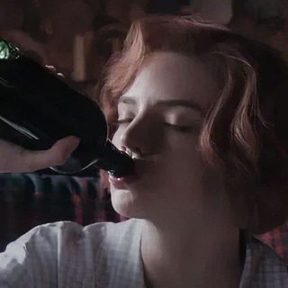 Логотип @geodevki - Геометрія і дівки