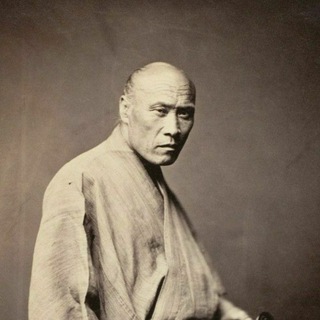 Логотип @gerontion - gerontion