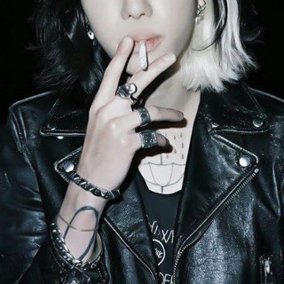 Логотип @gigiigipls - г