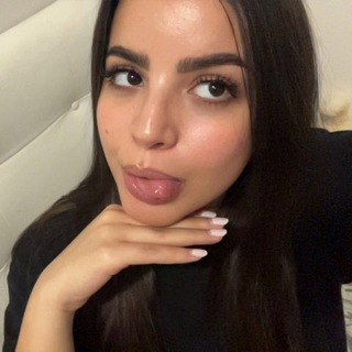 Логотип @gigislife - GIGI’S LIFE 🌸✨