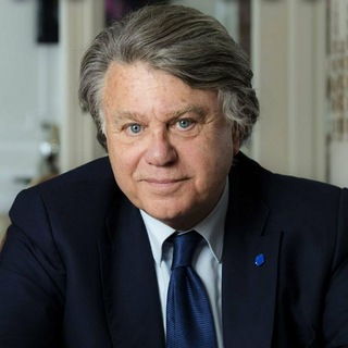 Логотип @gilbertcollard - Gilbert Collard