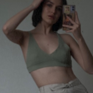 Логотип @gimeev - GIRL MEETS EVIL