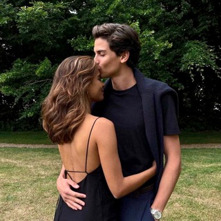 Логотип @giornalediestetica - giornale di estetica