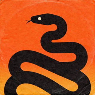 Логотип @giperzmey - Гипер-Змей по имени Хлыст