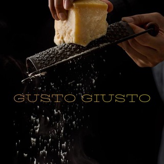 Логотип @giustogusto - Продукты из Италии