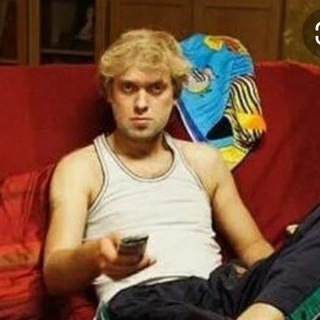 Логотип @givememoneychat - чат на диване