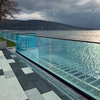 Логотип @glass_world_krd - Стеклянные перегородки Краснодар