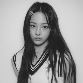 Логотип @glorriesstore - ⊹ 딸기 ˖ chävia, active ˚݂ ‹𝟹