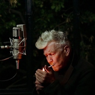 Логотип @godofmoviees - штош, кино!