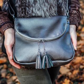 Логотип @goldapplebags - Сумки від виробника