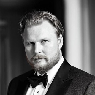 Логотип @golden_pants - ИИ и нейросети для бизнеса | Денис Баталин