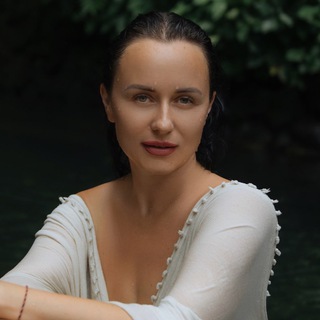 Логотип @gomozova_woman - Гомозова for woman 🪄