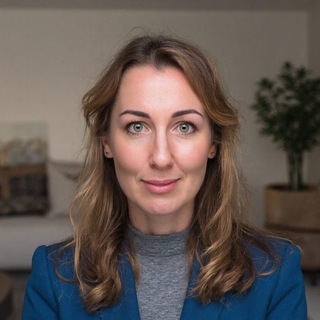 Логотип @goodenoughpm - Good Enough: из гуманитария в продакты