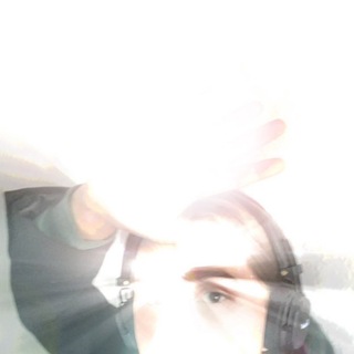 Логотип @goodnotbadbredos - Хороший неплохой бред