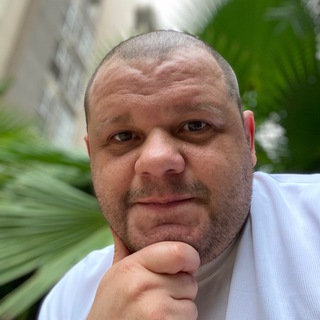 Логотип @gourgopallisten - ГОУР ГОПАЛ СЛУШАЕТ