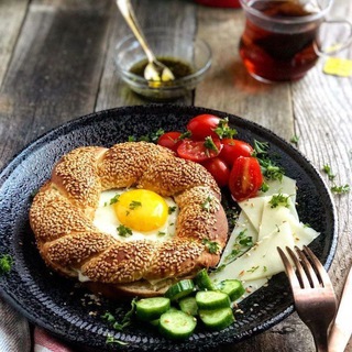 Логотип @gourmet_journey - Путешествие гурмана