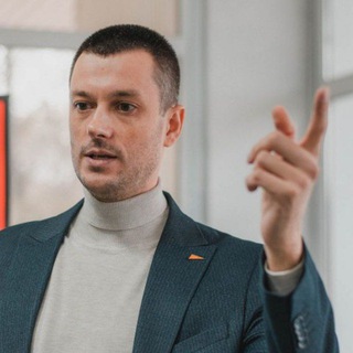 Логотип @govori_uverenno - ЗДЕСЬ ГОВОРЯТ