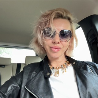 Логотип @grekovadanilina - Живем лишь раз!