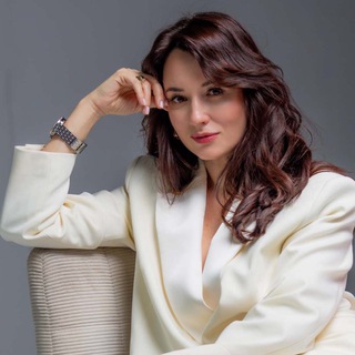 Логотип @growbypeople - A-GENDA лидера•Алсу Полякова