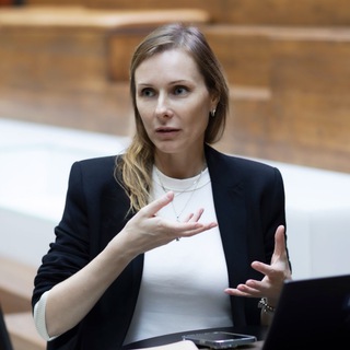 Логотип @growthhackingcoach - 🏆 Бизнес-трекинг • коучинг • финансы • психология • предприниматель • управленец