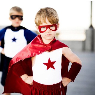 Логотип @growthup - How I Met Your Product